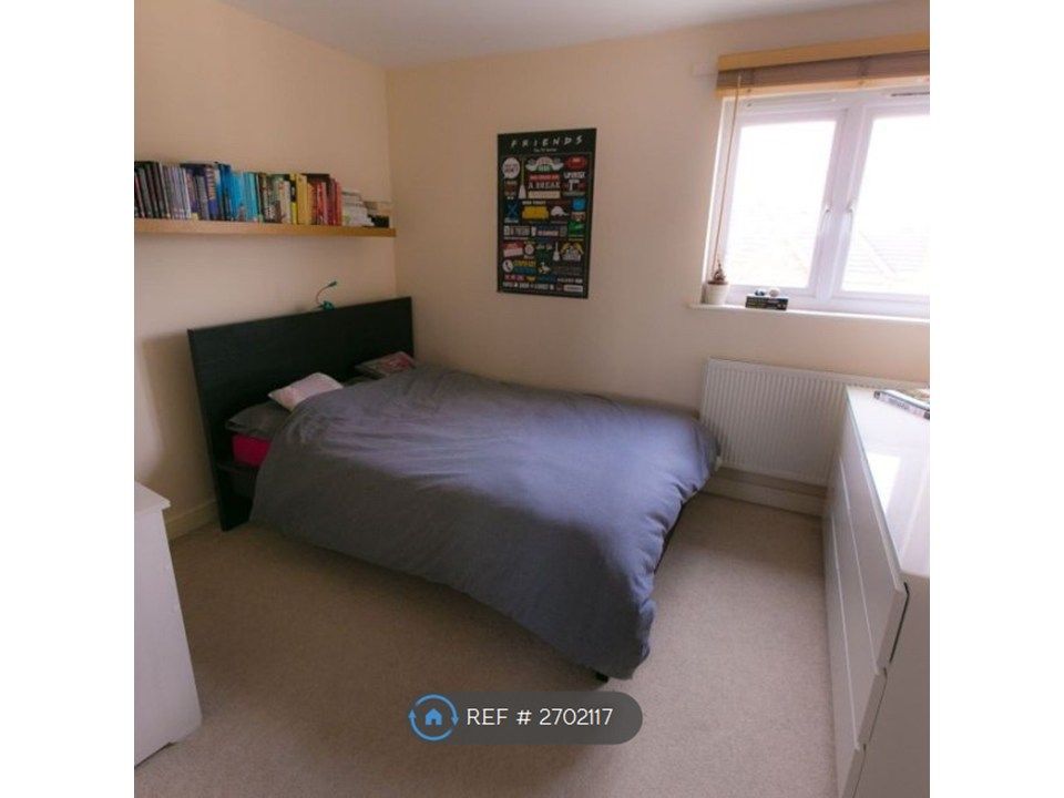 Property photo 2 of 5 Bedroom