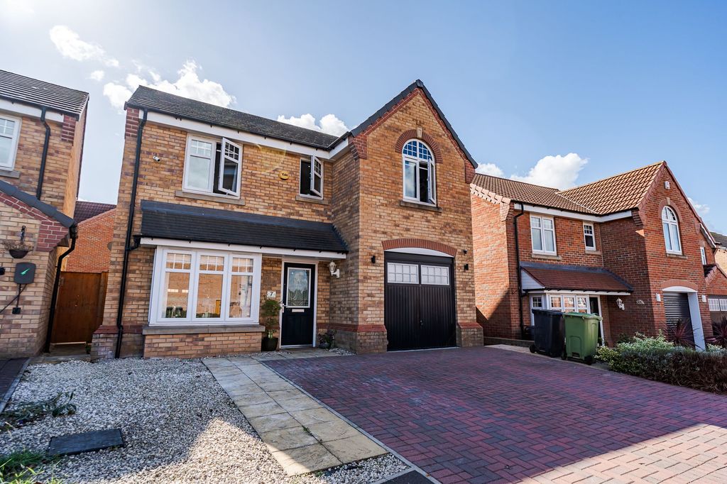Property photo 1 of 34
