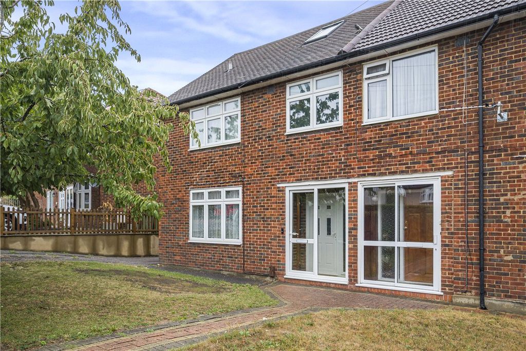 Property photo 1 of 27 Picture No. 21