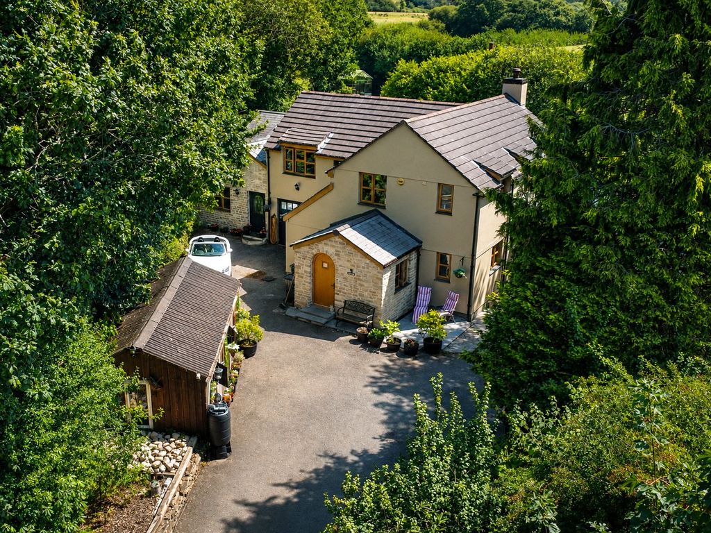 Property photo 1 of 31 Picture No. 02