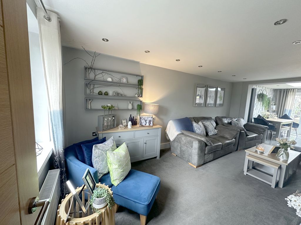 Property photo 3 of 26 5451198