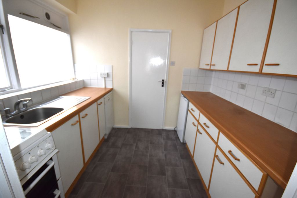 Property photo 3 of 11 Gallery