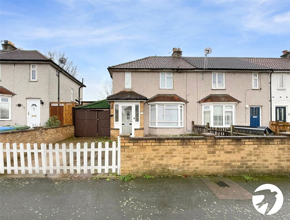 Property photo 1 of 11 External