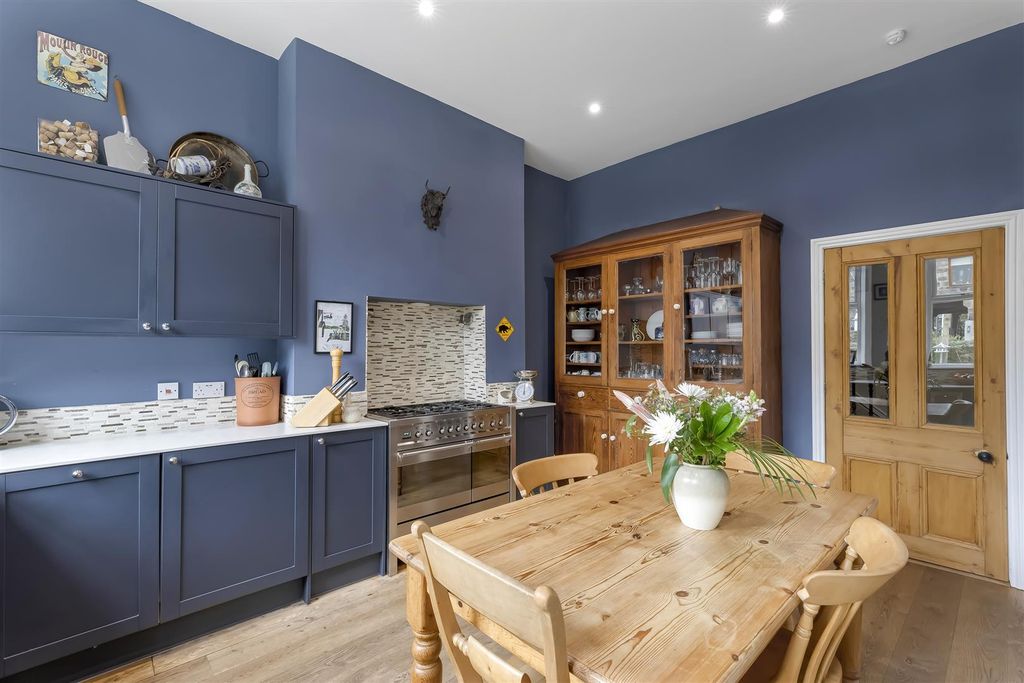 Additional image 4 of 6 bed end terrace house for saleEast View Terrace, Otley LS21