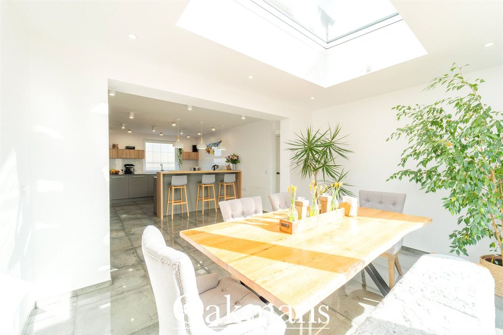 Property photo 2 of 52 Picture No. 26