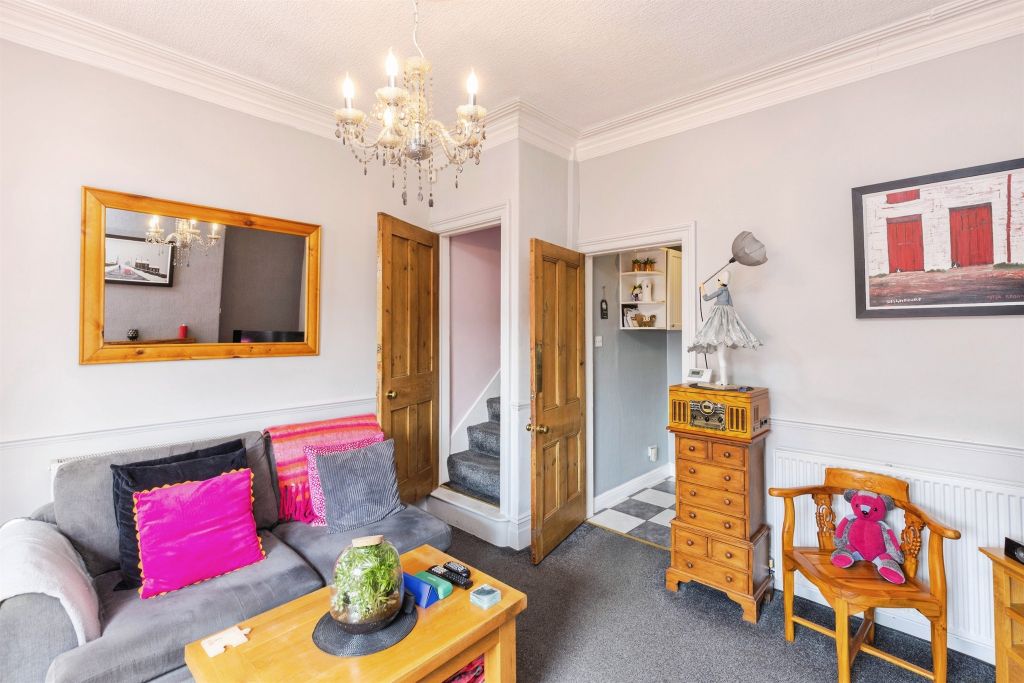 Property photo 2 of 13