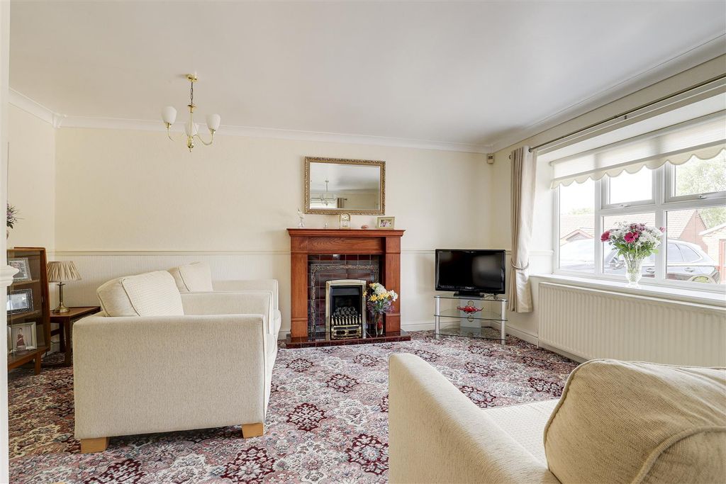 Property photo 3 of 15 08.Jpg