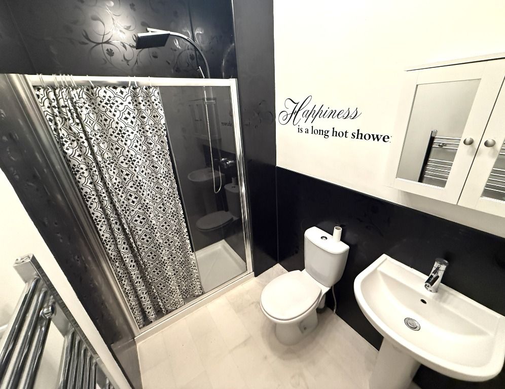 Property photo 3 of 6 Photo 3