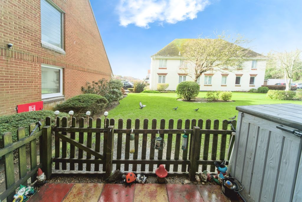 Property photo 2 of 9