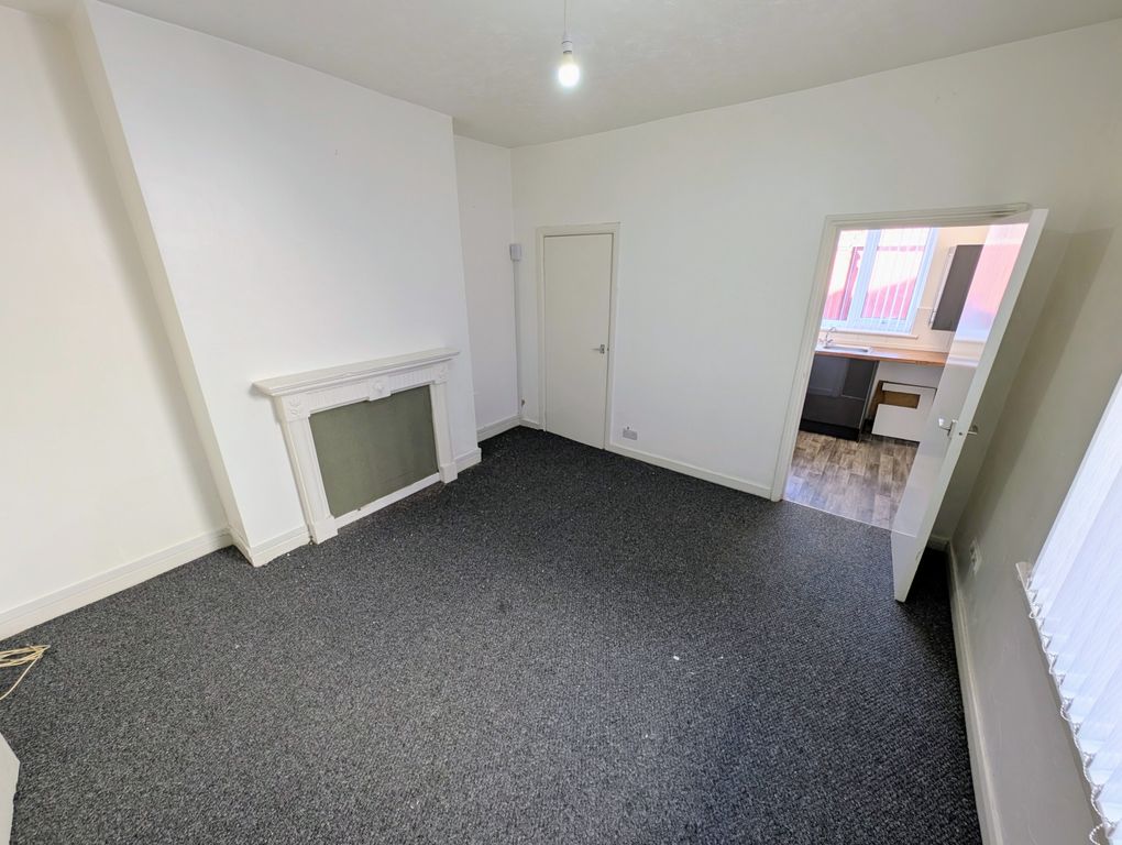 Property photo 3 of 11 Photo 3