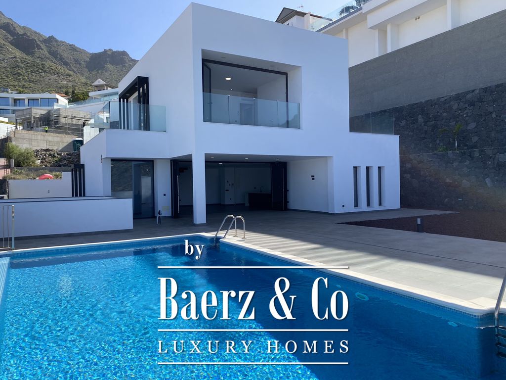 Property photo 2 of 39