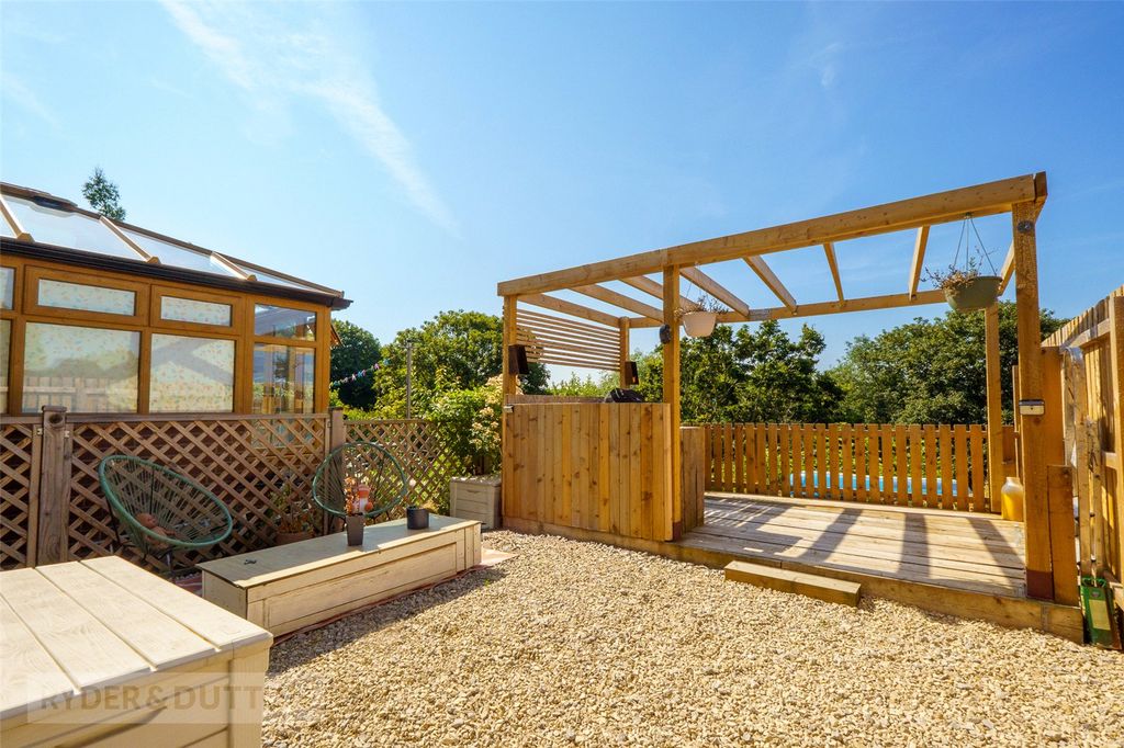 Property photo 2 of 17 Decking To Rear