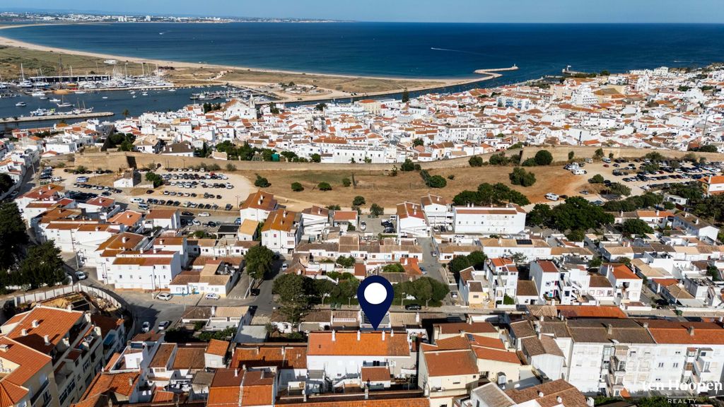 Property photo 2 of 30