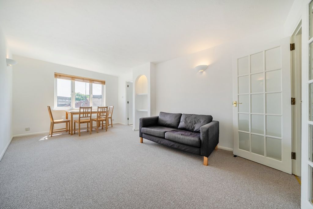 Property photo 1 of 15 Picture No. 17