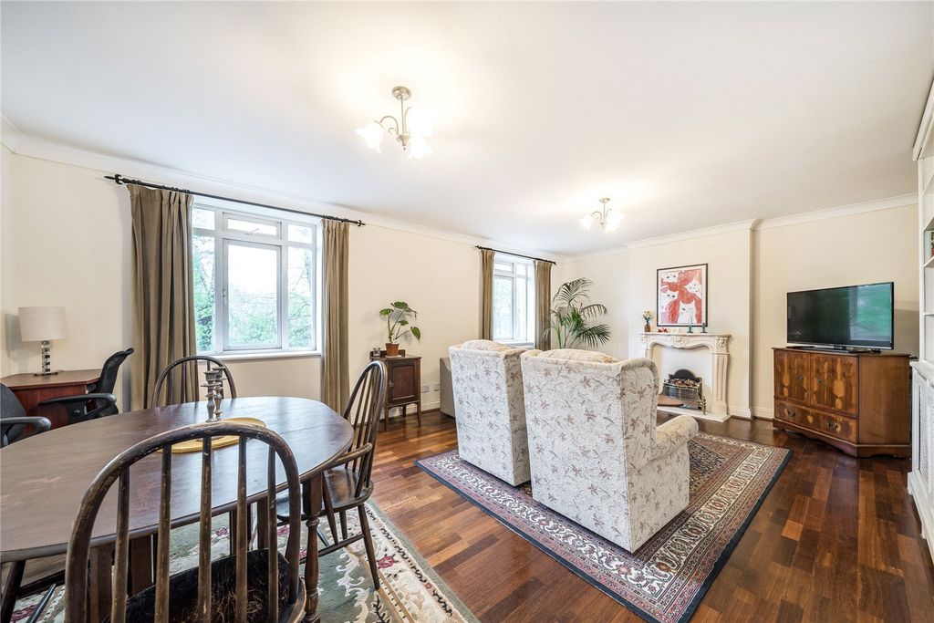 Property photo 2 of 16 Living Room