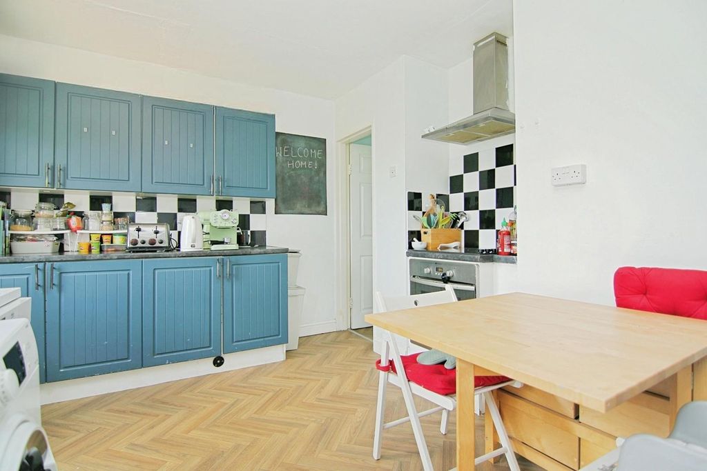 Property photo 3 of 21 Kitchen Diner