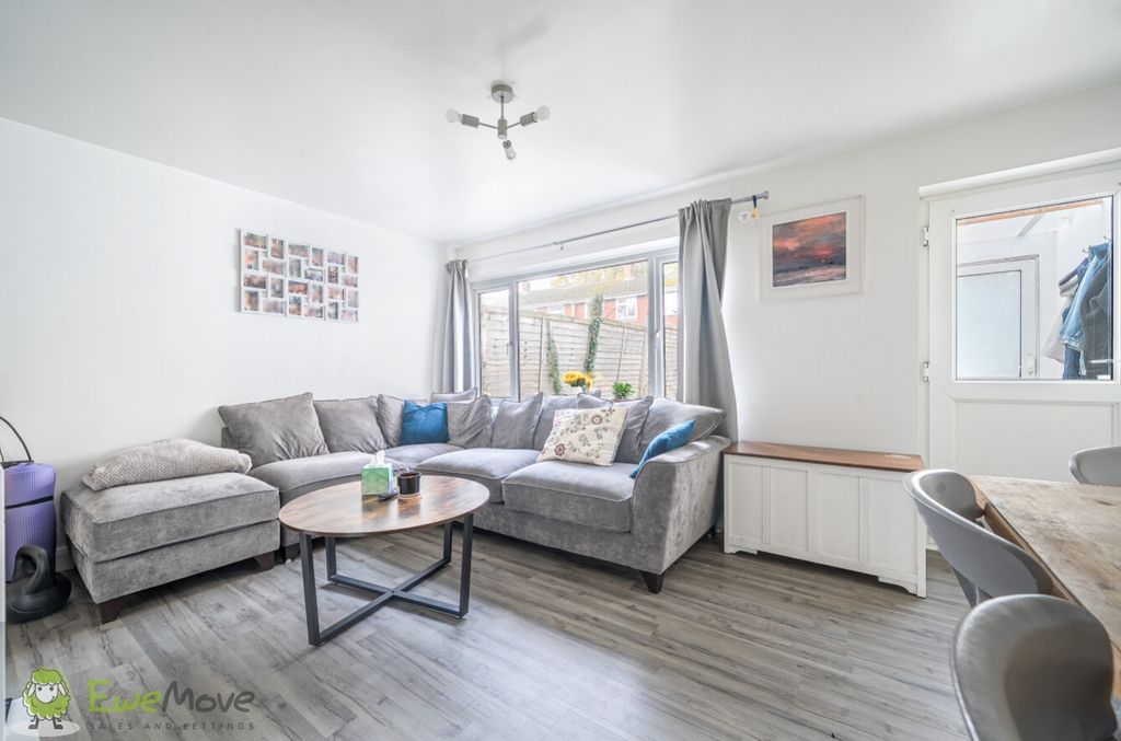 Property photo 3 of 19 Living Dining Room