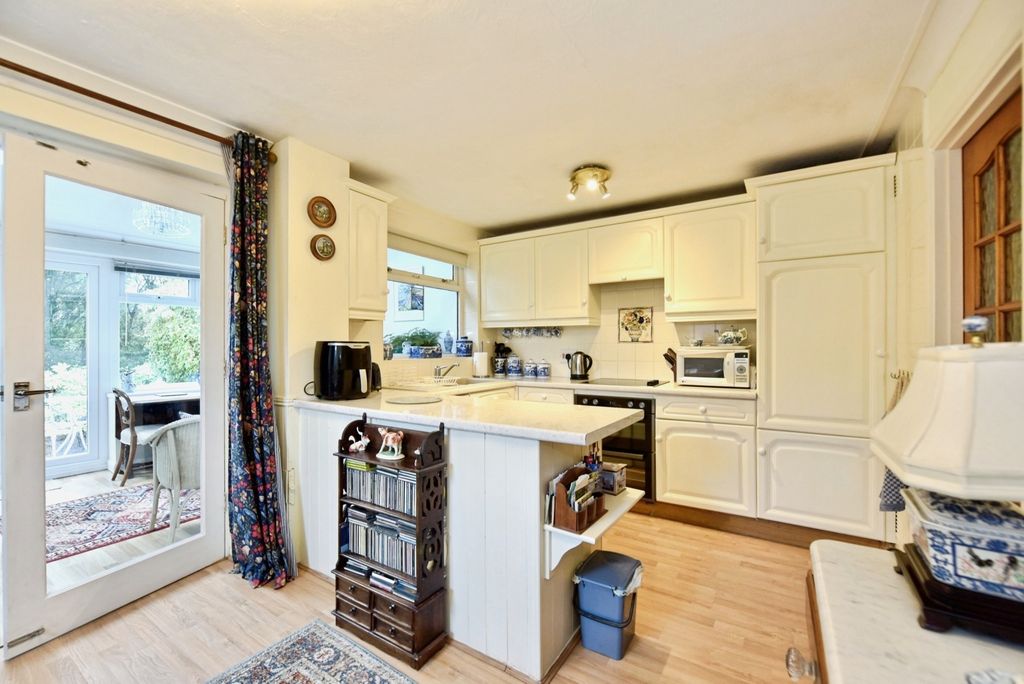 Property photo 3 of 22 Pbox-Img.Jpg