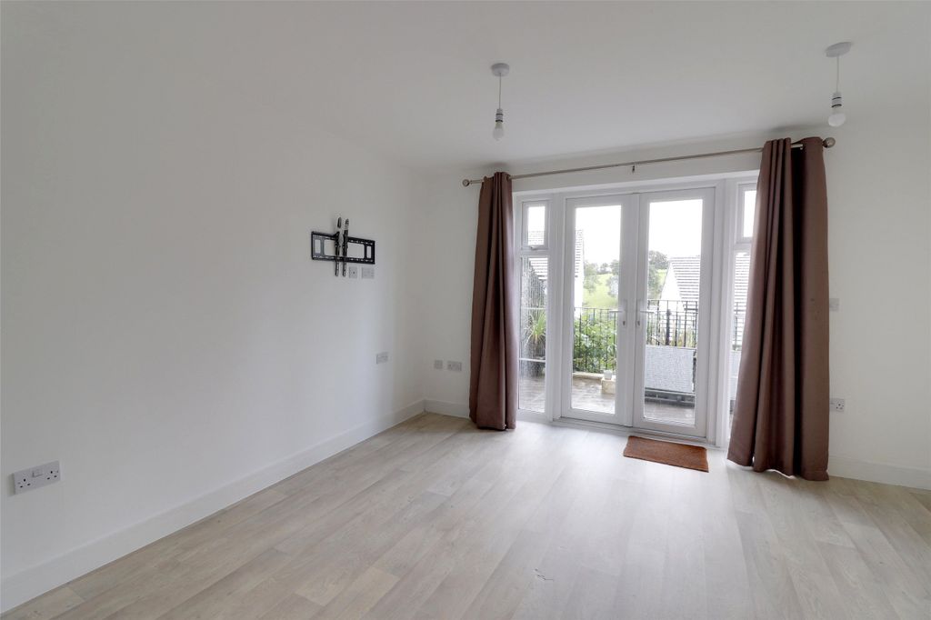 Property photo 3 of 12 Picture No. 03