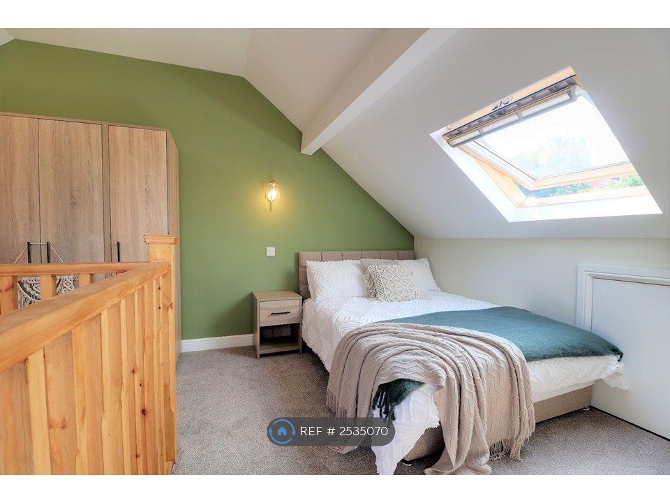 Property photo 2 of 19 Bedroom 4