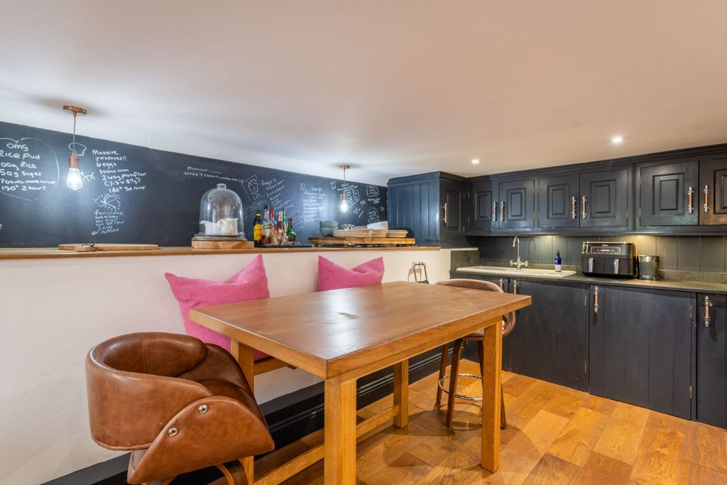 Additional image 21 of 2 bed flat for saleImperial Court, Lynton EX35