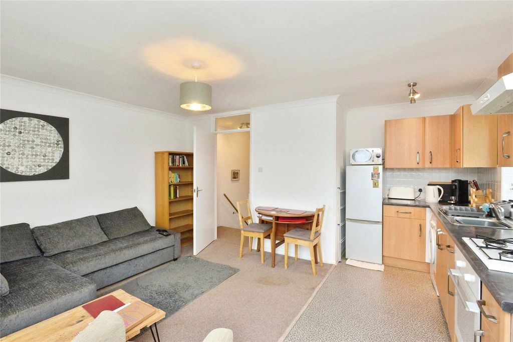 Property photo 2 of 13 Photography