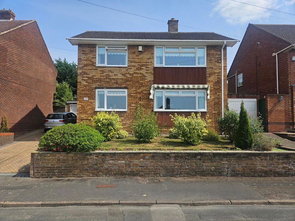 Property photo 1 of 24