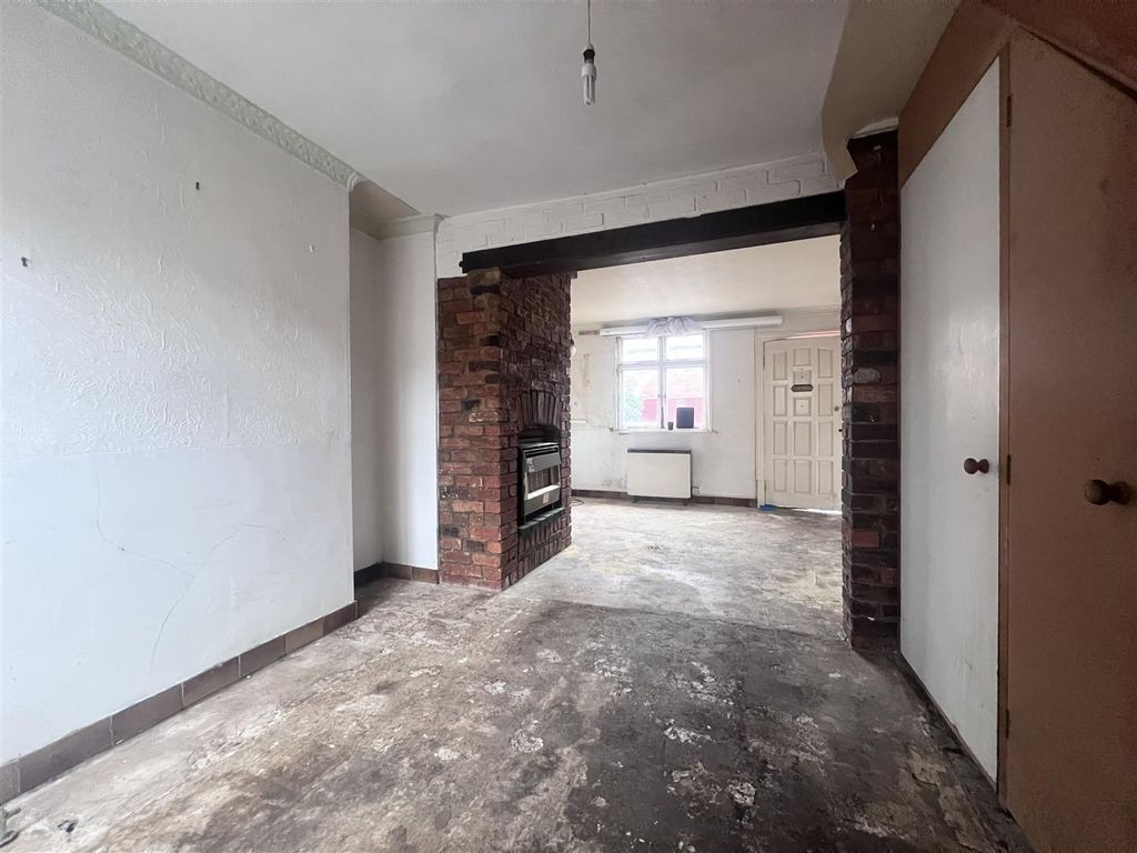 Property photo 3 of 9