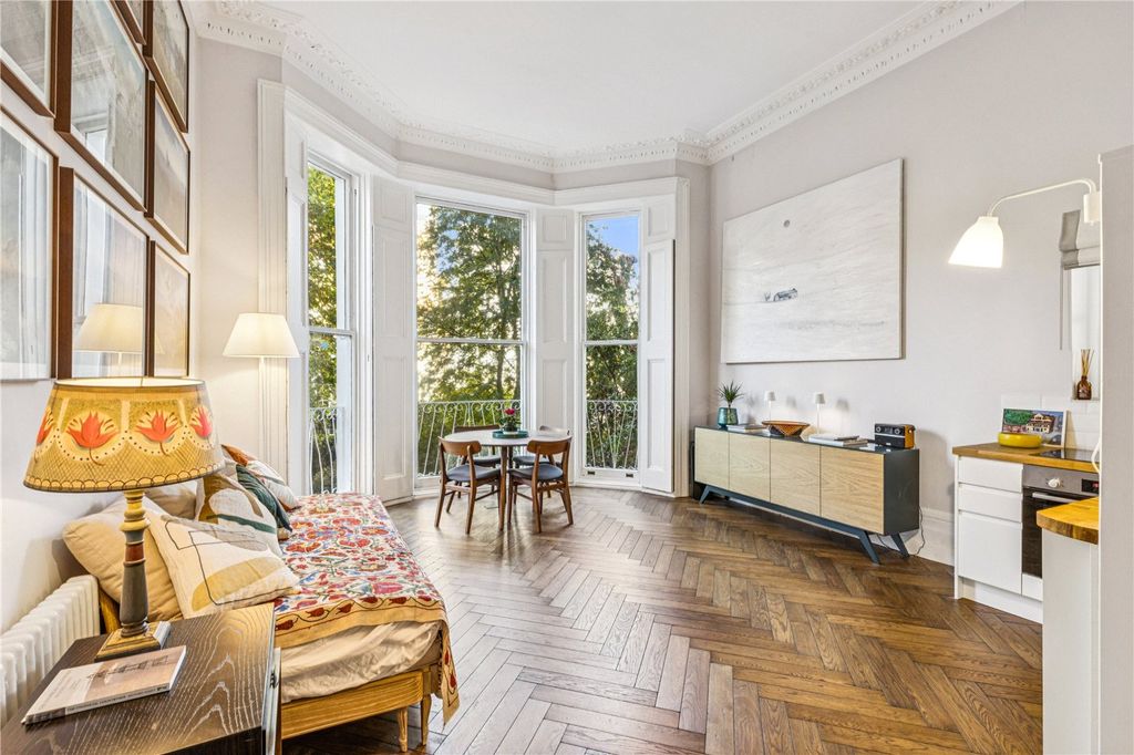 Property photo 1 of 8 Picture No. 02