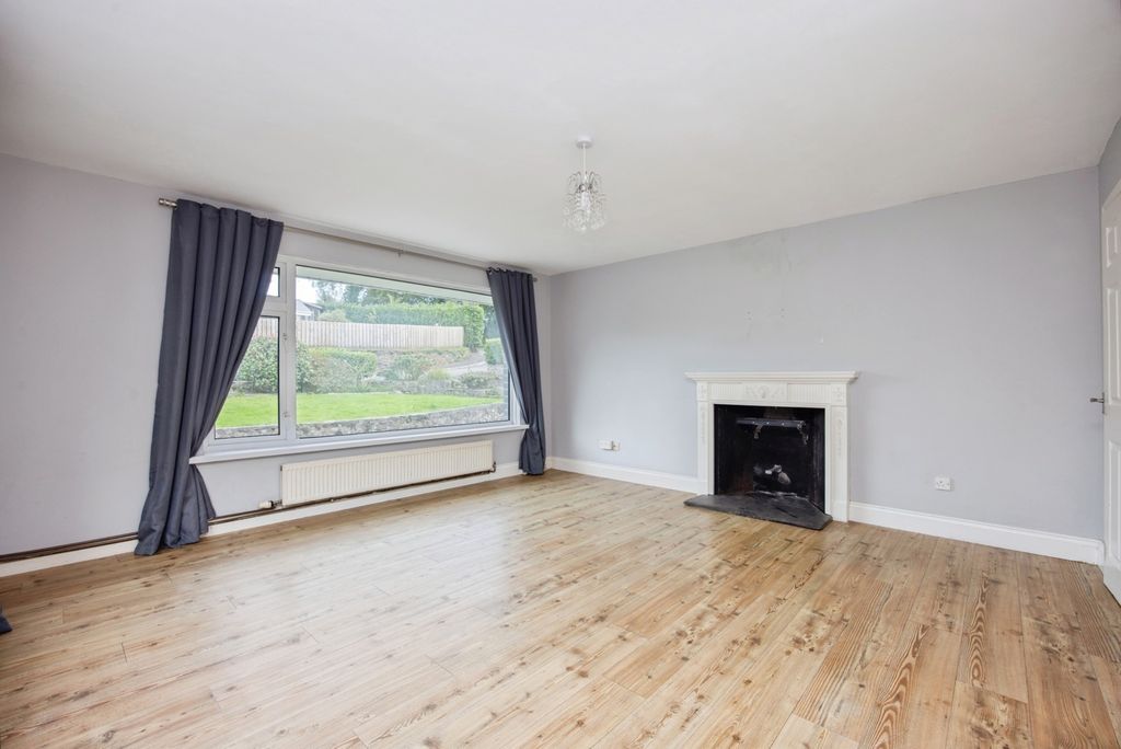 Property photo 2 of 11 Reception Room