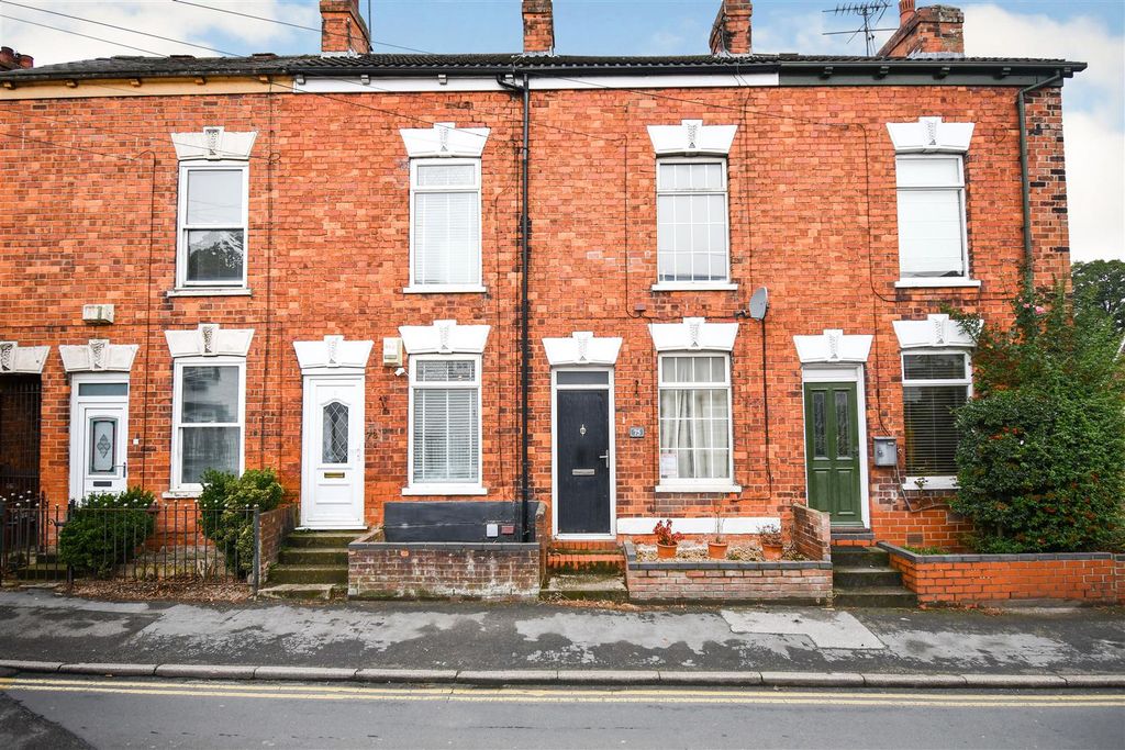 Property photo 1 of 13
