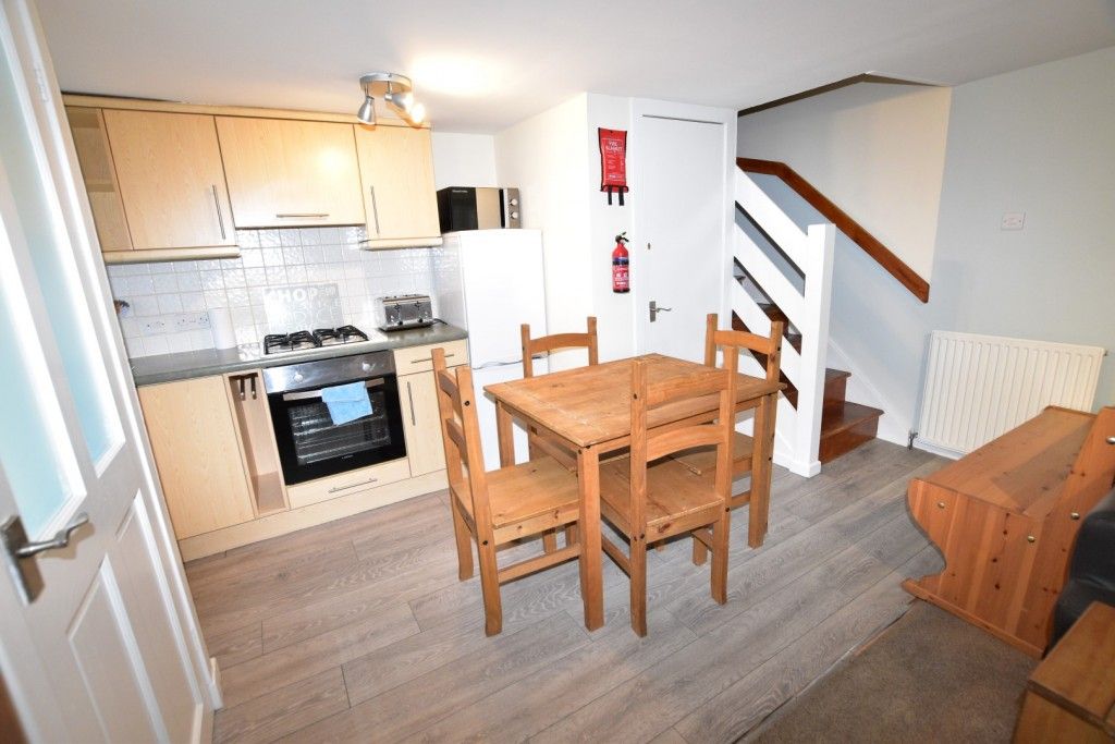 Property photo 3 of 28