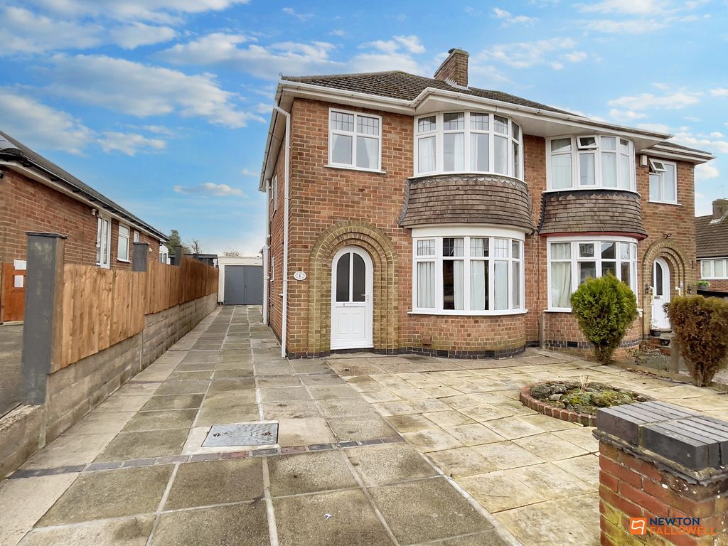 Property photo 1 of 23