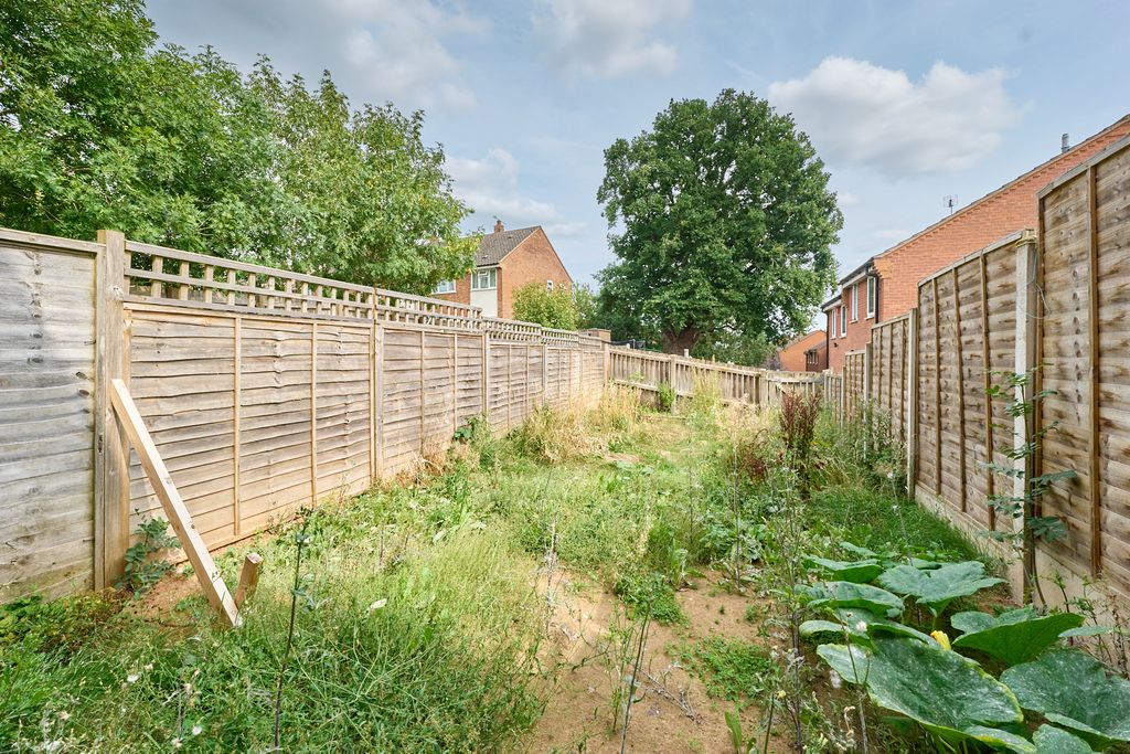 Property photo 3 of 4