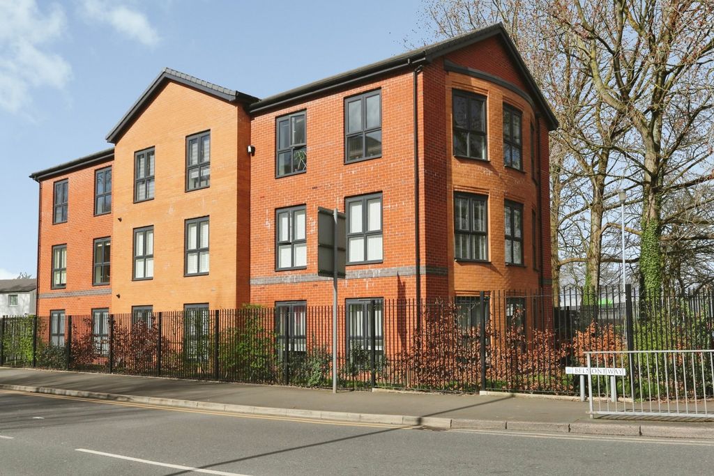 Property photo 1 of 21 Picture No. 10