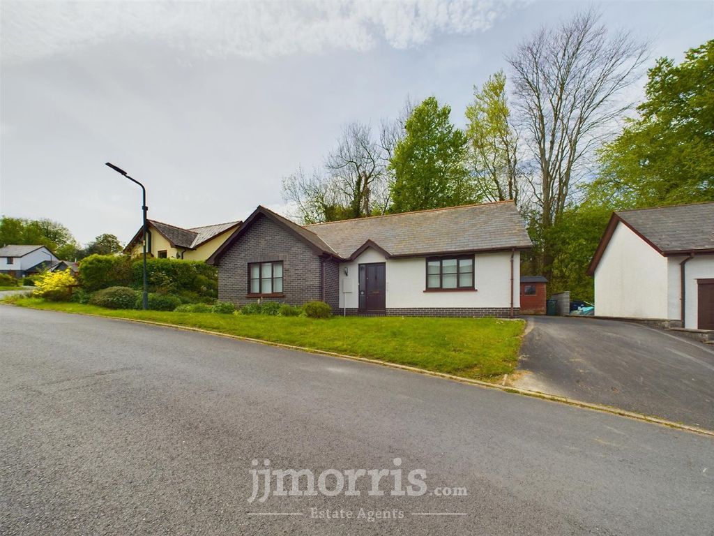 Property photo 1 of 20 Cam03686G0-Pr0071-Still020.Jpg