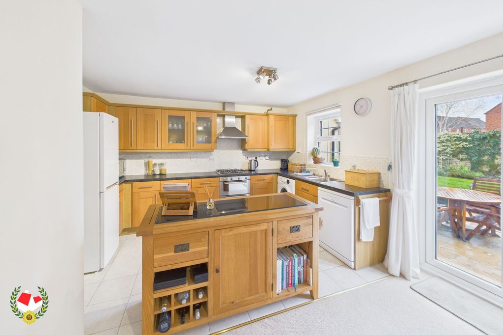 Property photo 3 of 17