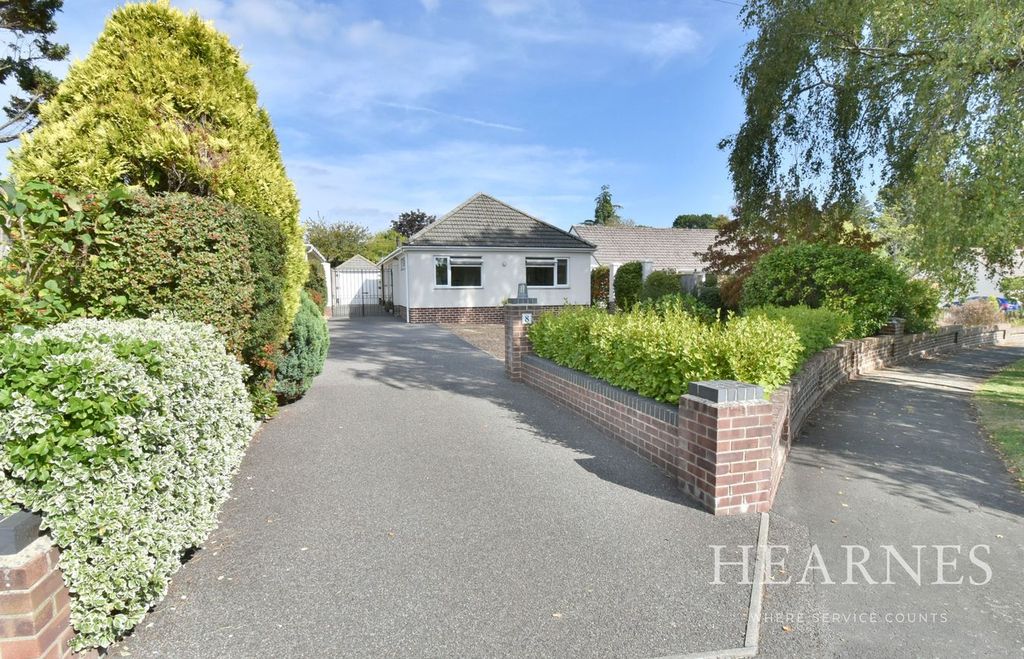 Property photo 1 of 31