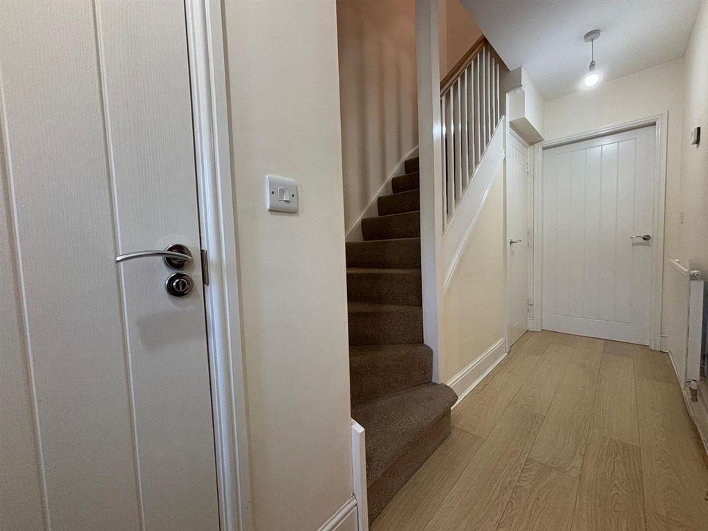 Property photo 2 of 21 Img-20251117-Wa0003.Jpg