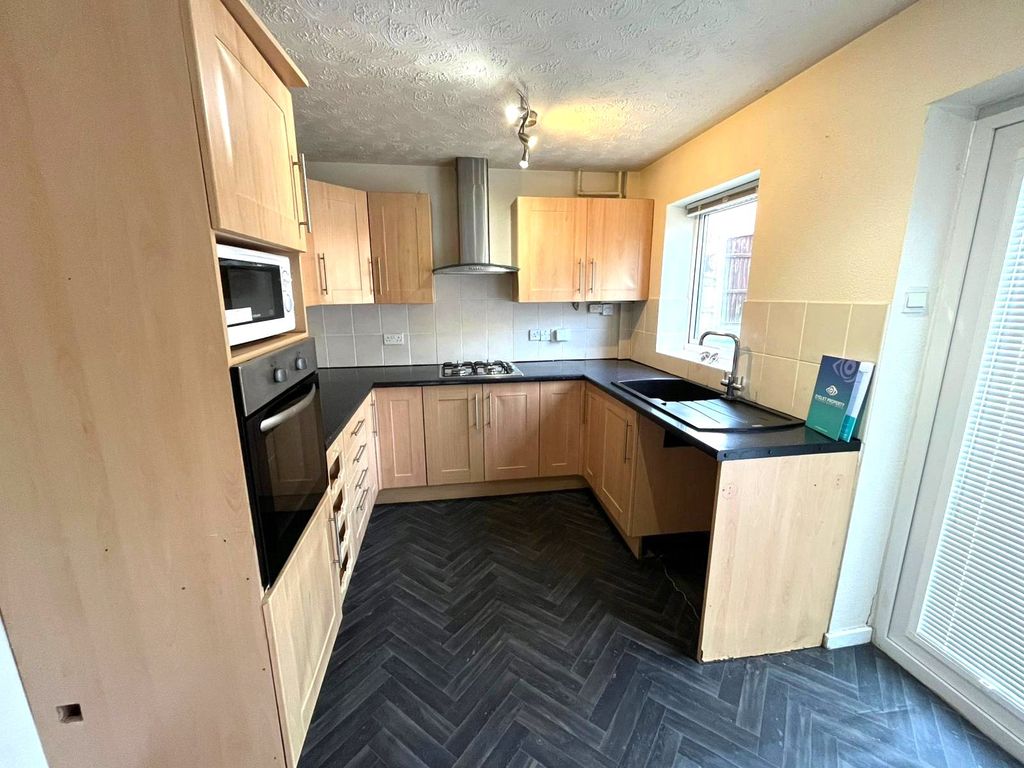 Property photo 3 of 10 Picture No. 02