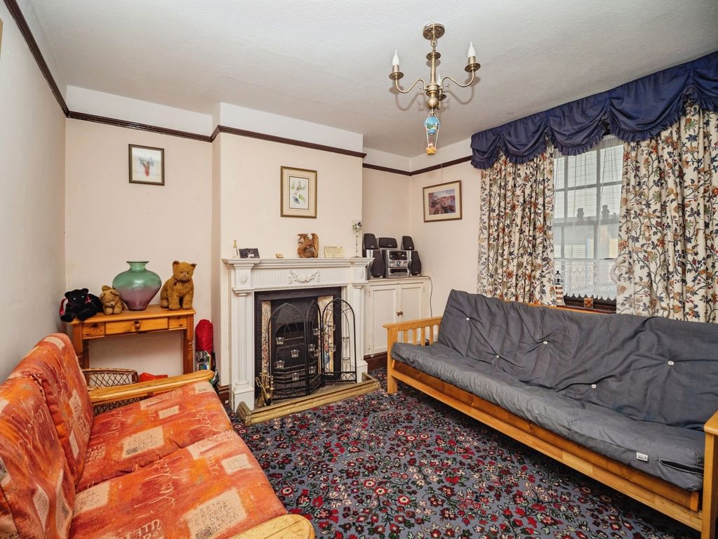 Property photo 2 of 20 Pbox-Img.Jpg