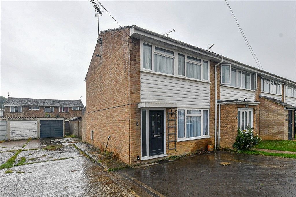 Property photo 1 of 8 External (Web)