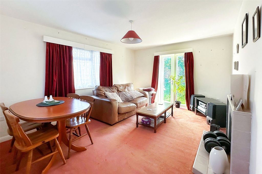 Property photo 3 of 11 Picture No. 08