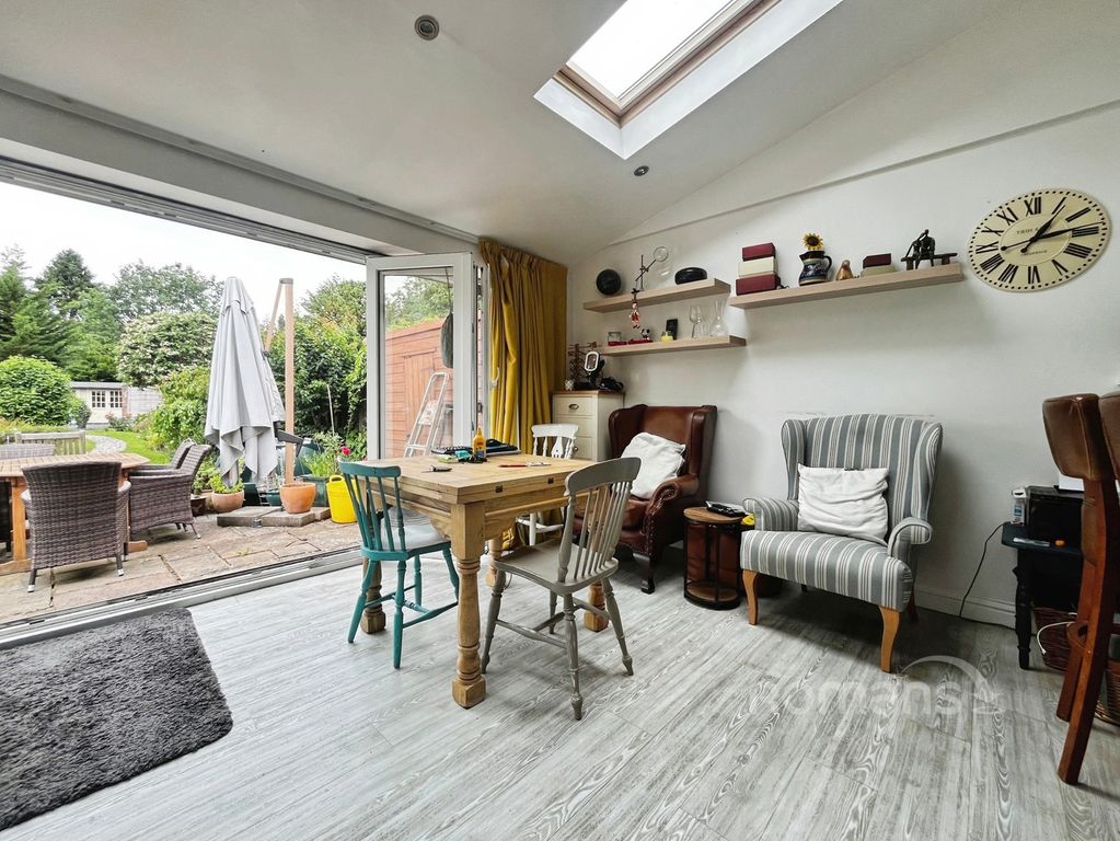 Property photo 3 of 15 Pbox-Img.Jpg