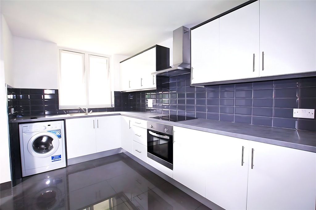 Property photo 2 of 6 Picture No. 02
