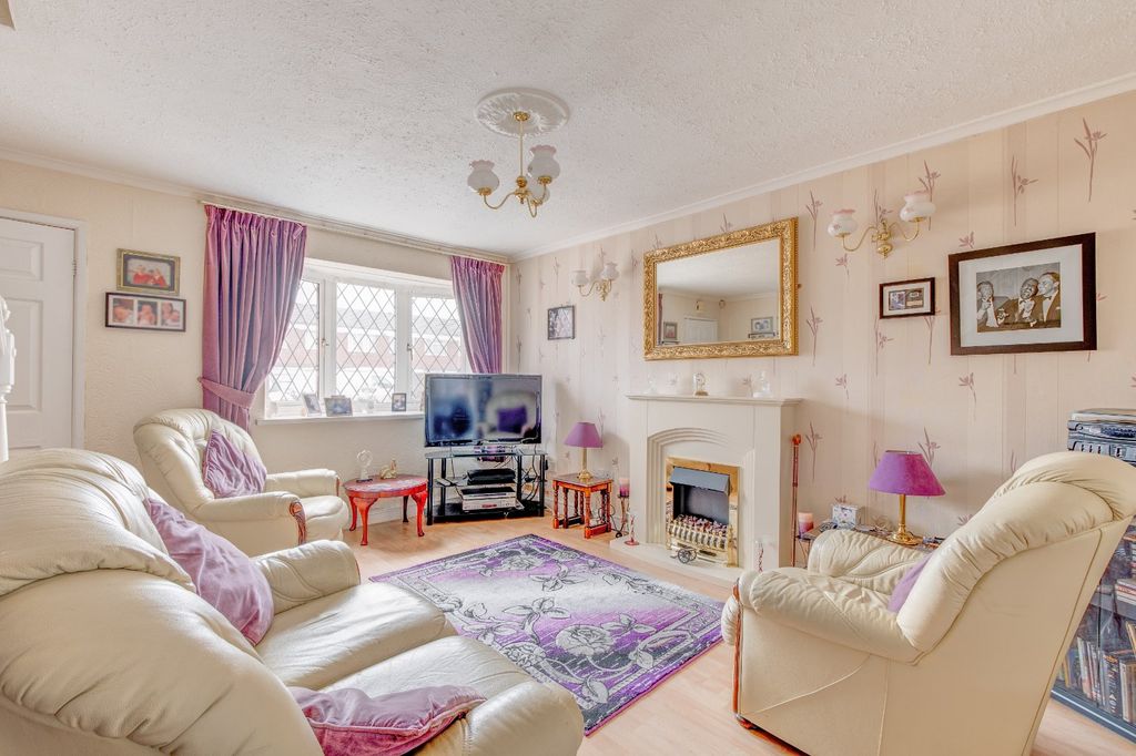 Property photo 2 of 13 Picture No. 10