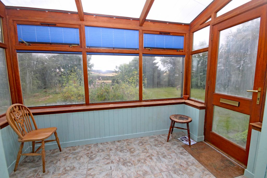 Property photo 2 of 46