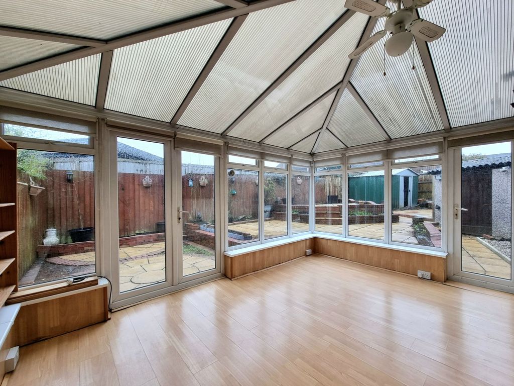 Property photo 3 of 29