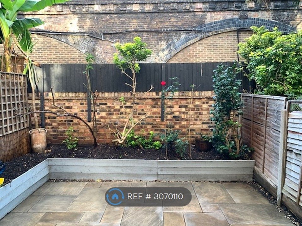 Property photo 1 of 9 Private Garden