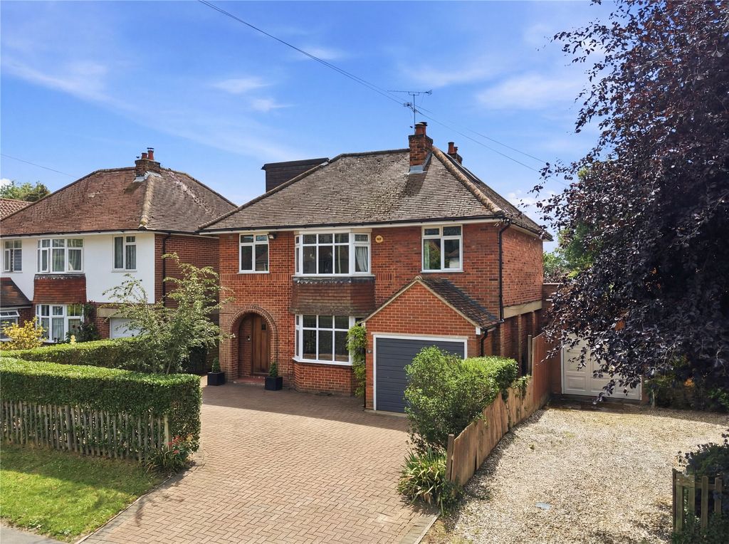 Property photo 1 of 38 Picture No. 05